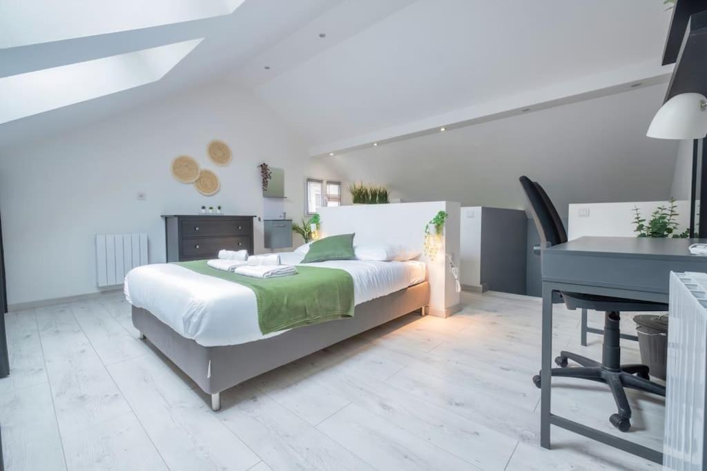 Silver Forest - Parking Prive Apartment Реймс Екстериор снимка
