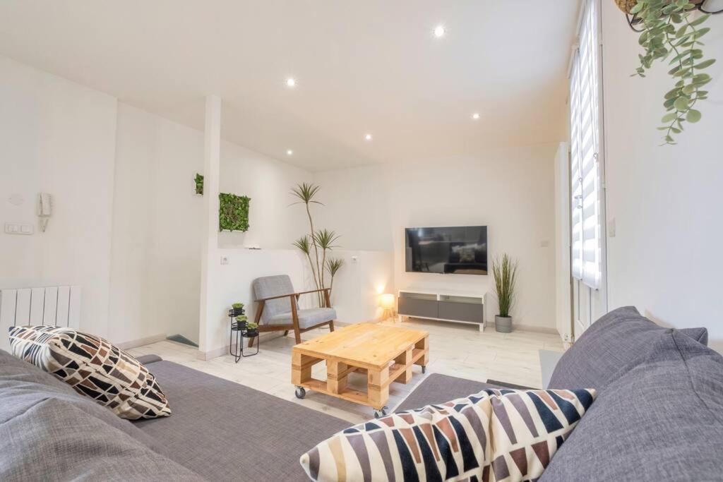 Silver Forest - Parking Prive Apartment Реймс Екстериор снимка